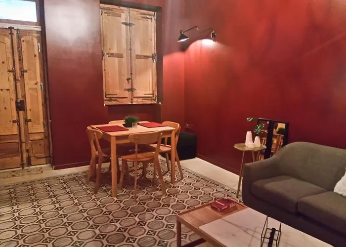 ゲストハウス Squadron Base