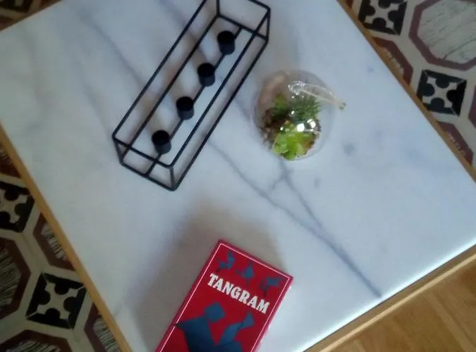 ゲストハウス Squadron Base