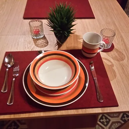 بيت ضيافة Squadron Base