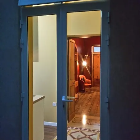 Squadron Base Гостевой дом 3*