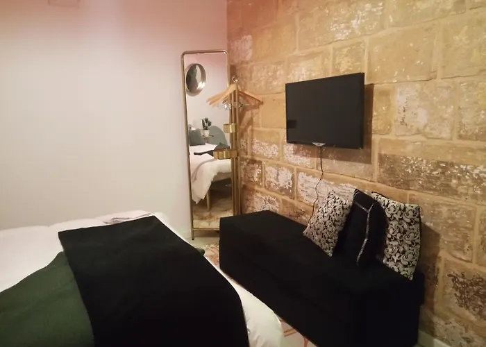 Squadron Base Pensión Luqa