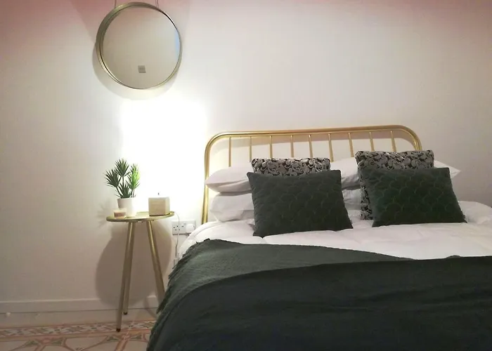 Pensión Squadron Base